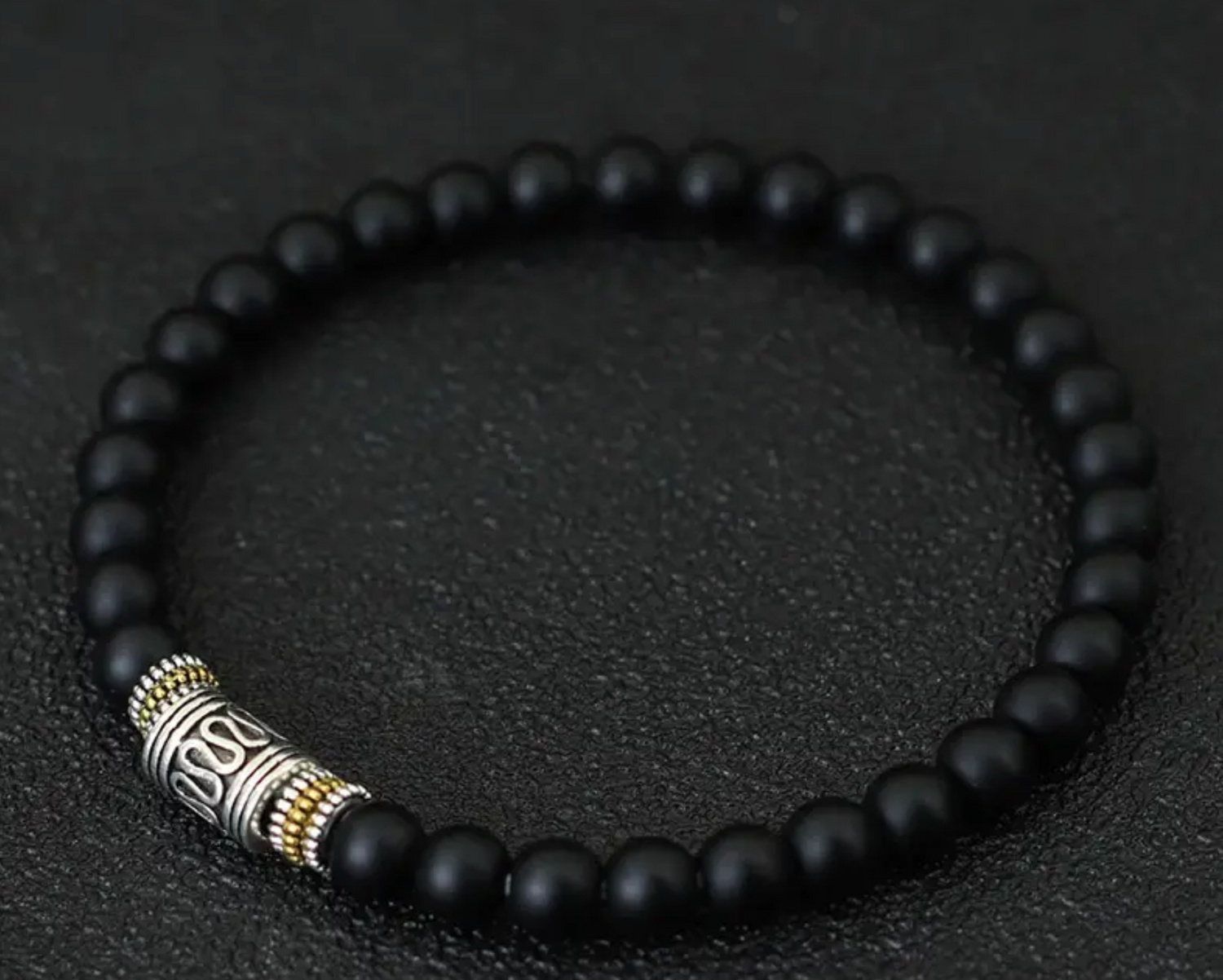 Bracelet traditionnel en pierres naturelles Onyx pour stabilité & force)